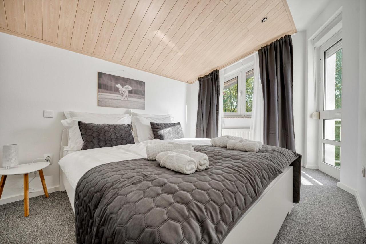Astarea - Luxe Penthouse In Nature - Jacuzzi - Free Private Parking - Terrace & Balcony - Peace Zagreb Eksteriør bilde
