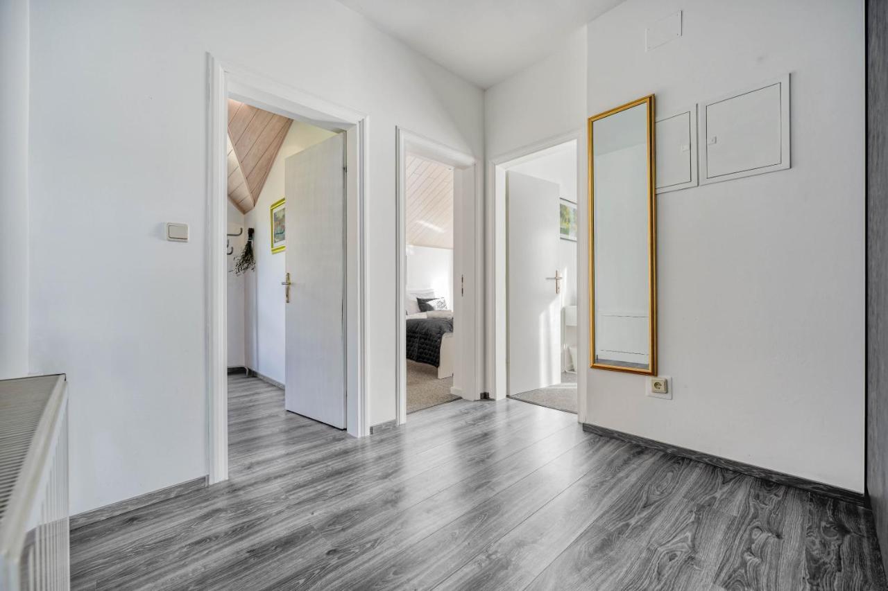 Astarea - Luxe Penthouse In Nature - Jacuzzi - Free Private Parking - Terrace & Balcony - Peace Zagreb Eksteriør bilde
