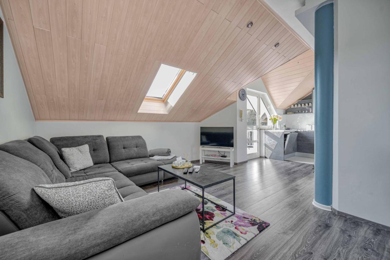 Astarea - Luxe Penthouse In Nature - Jacuzzi - Free Private Parking - Terrace & Balcony - Peace Zagreb Eksteriør bilde