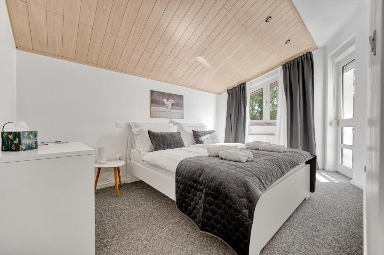 Astarea - Luxe Penthouse In Nature - Jacuzzi - Free Private Parking - Terrace & Balcony - Peace Zagreb Eksteriør bilde