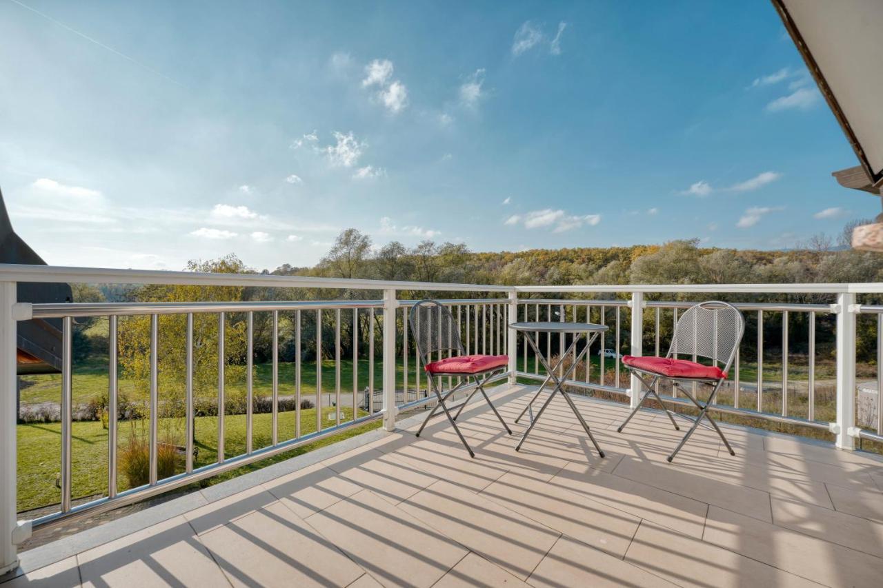 Astarea - Luxe Penthouse In Nature - Jacuzzi - Free Private Parking - Terrace & Balcony - Peace Zagreb Eksteriør bilde