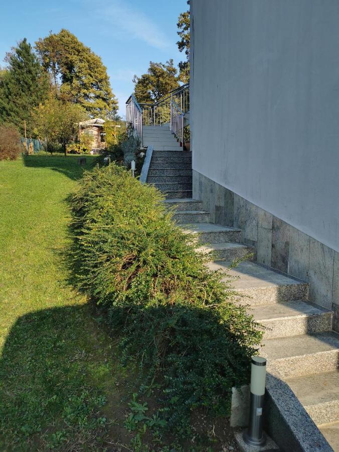 Astarea - Luxe Penthouse In Nature - Jacuzzi - Free Private Parking - Terrace & Balcony - Peace Zagreb Eksteriør bilde